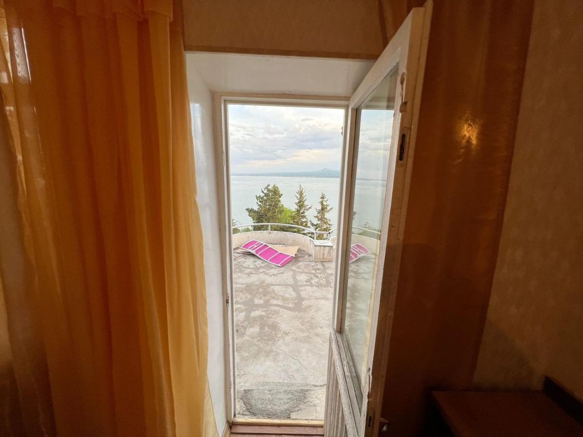 Sevan Writers House Kültér fotó