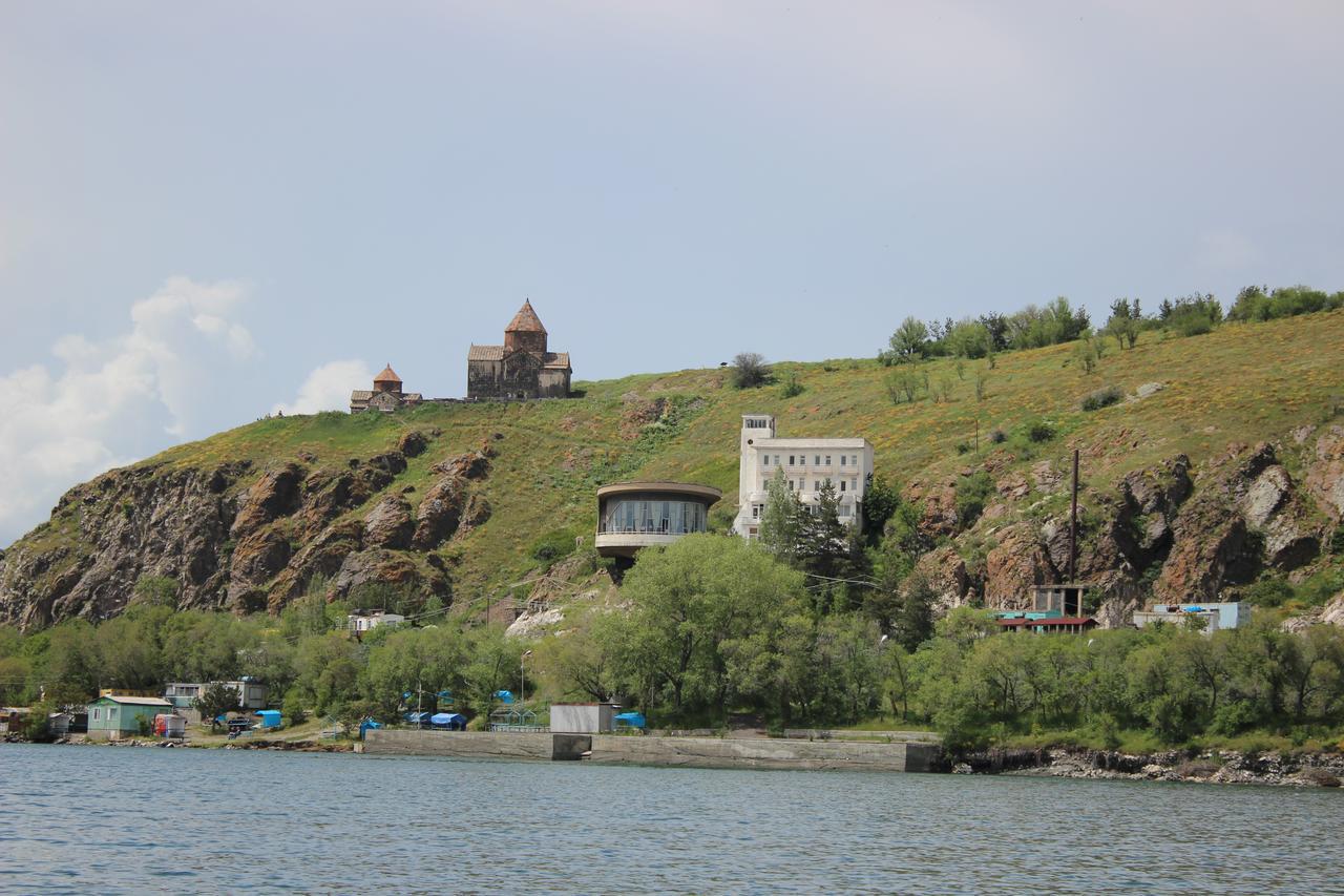 Sevan Writers House Kültér fotó